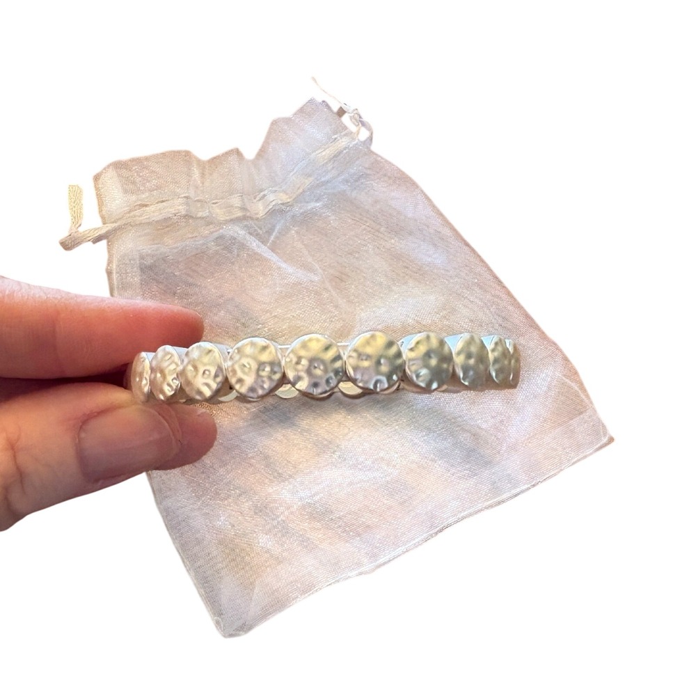Punky Colour Silver Tone Stretch Bracelet Hammered Circle Accents‎